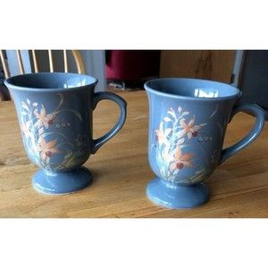 Set of Two Porcelain Pedestal Mug w/ Floral Pattern Grey Orange Green Gold Japan